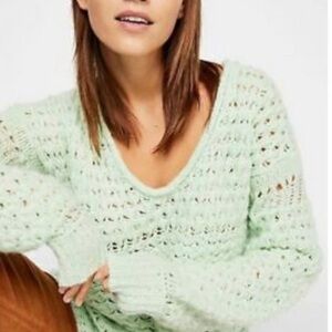Free People seafoam sweater size S never worn